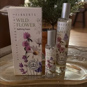 NEW 🌺Fikkerts Wild Flower Bathing Foam and Body Set. Boutique